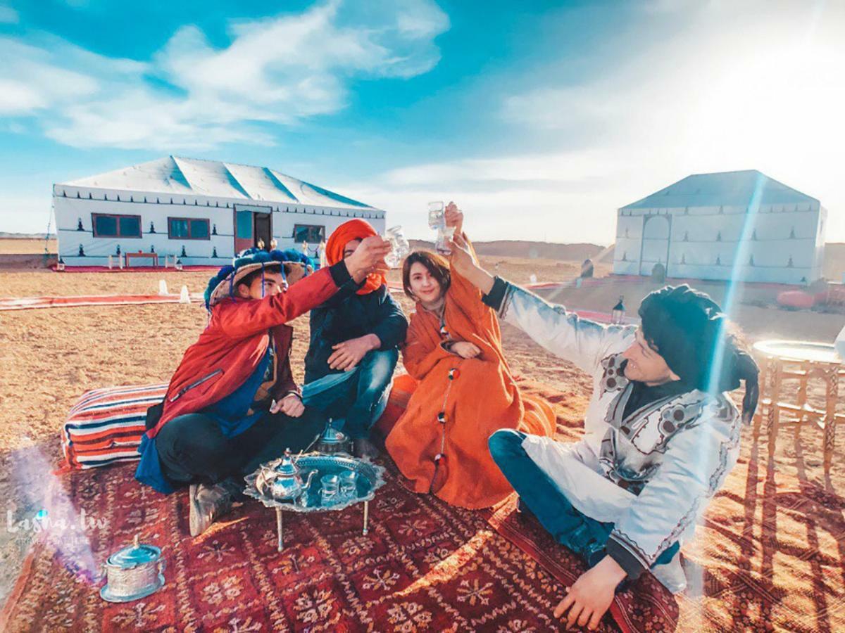 Sahara Magic Camp 호텔 메르주가 외부 사진